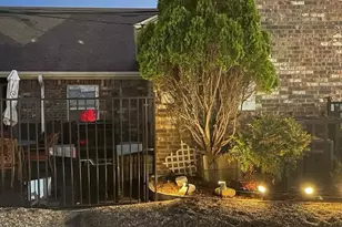 2340 North Chandler Dr E, Fort Worth, TX 76111 - Photo 16