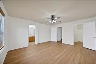 2716 Denali Park Dr, Grand Prairie, TX 75050 - Photo 16