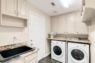 1937 Bear Run Dr, Grapevine, TX 76051 - Photo 26