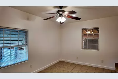 2212 Barlow Avenue, Dallas, TX 75224 - Photo 28