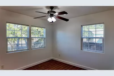 2212 Barlow Avenue, Dallas, TX 75224 - Photo 14