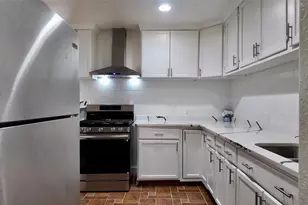 2212 Barlow Ave, Dallas, TX 75224 - Photo 8