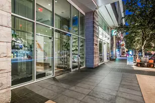 2430 Victory Park Ln, Dallas, TX 75219 - Photo 14