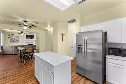217 Buffalo Creek Drive, DeSoto, TX 75115 - Photo 12