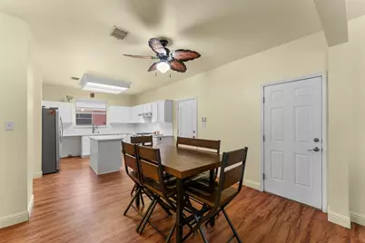 217 Buffalo Creek Drive, DeSoto, TX 75115 - Photo 6