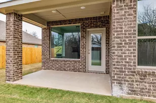 603 Madison St, Cleburne, TX 76033 - Photo 8