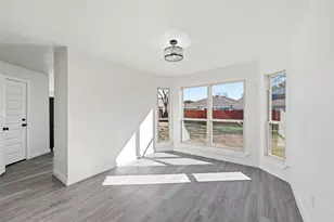 1410 Ardmore Dr, Arlington, TX 76018 - Photo 6