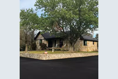 208 W 7th Street W, Weatherford, TX 76086 - Photo 1