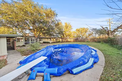 5121 Meadowbrook Drive, Greenville, TX 75402 - Photo 26