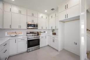 2302 Anderson St, Dallas, TX 75215 - Photo 10