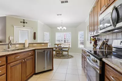 3207 Crossbridge Circle, Granbury, TX 76049 - Photo 12