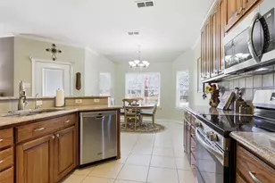 3207 Crossbridge Cir, Granbury, TX 76049 - Photo 12
