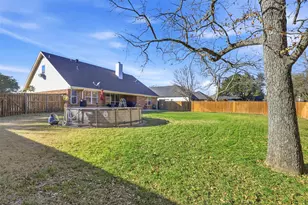 3207 Crossbridge Cir, Granbury, TX 76049 - Photo 28