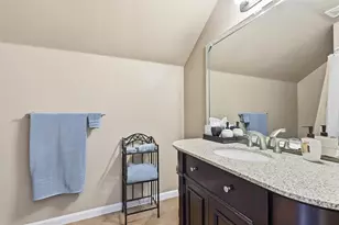 3207 Crossbridge Cir, Granbury, TX 76049 - Photo 22