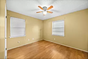 517 McDivitt Dr, Garland, TX 75040 - Photo 14