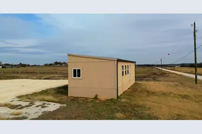 125 Hill County Road 4415, Grandview, TX 76050 - Photo 6