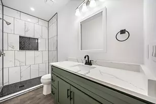 125 Hill Shadow Ln, Whitney, TX 76692 - Photo 34