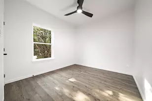 125 Hill Shadow Ln, Whitney, TX 76692 - Photo 32