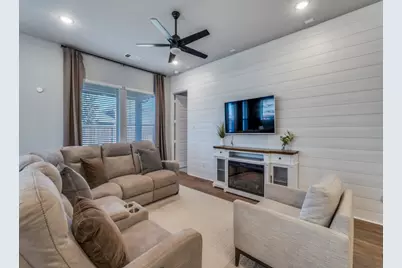 352 Moonvine Drive, Little Elm, TX 75068 - Photo 8