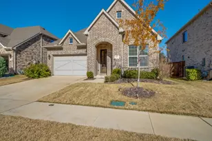 352 Moonvine Dr, Little Elm, TX 75068 - Photo 2