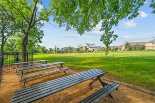 2626 Bechtol St, Garland, TX 75042 - Photo 2