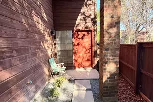 6141 Summer Creek Cir, Dallas, TX 75231 - Photo 2