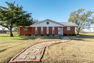 891 Hcr 2124 Loop, Whitney, TX 76692 - Photo 2