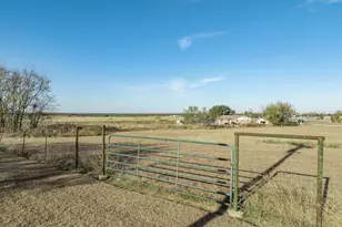 891 Hcr 2124 Loop, Whitney, TX 76692 - Photo 18