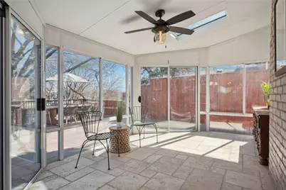 2718 Hidden Lake Drive, Grapevine, TX 76051 - Photo 16