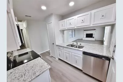 4609 Riverpark Drive, Fort Worth, TX 76137 - Photo 4