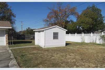 200 Texoma Drive, Whitesboro, TX 76273 - Photo 30