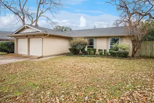 1600 Celeste Ct, Arlington, TX 76012 - Photo 1