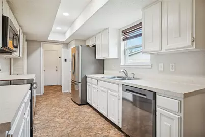 1600 Celeste Court, Arlington, TX 76012 - Photo 12