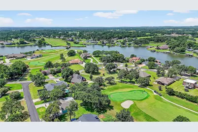 736 W Kiowa Drive, Lake Kiowa, TX 76240 - Photo 8