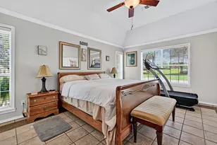 736 W Kiowa Dr, Lake Kiowa, TX 76240 - Photo 24