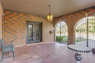 2809 Park Hill Dr, Fort Worth, TX 76109 - Photo 4