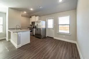 6406 Rienzi Dr, Greenville, TX 75402 - Photo 4