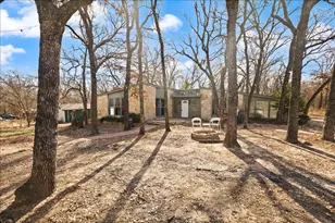 100 Sands Dr, Azle, TX 76020 - Photo 2