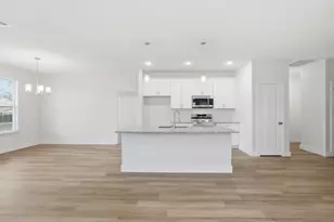 108 N Couch St, Italy, TX 76651 - Photo 6