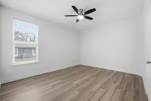 108 N Couch St, Italy, TX 76651 - Photo 16