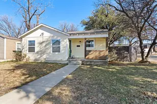 2739 Livingston Ave, Fort Worth, TX 76110 - Photo 2