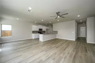 205 Woodhollow Dr, Blue Ridge, TX 75424 - Photo 12