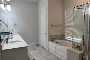 12569 Royal Oaks Ln, Farmers Branch, TX 75234 - Photo 14