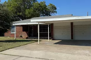 852 Odie Dr, White Settlement, TX 76108 - Photo 2