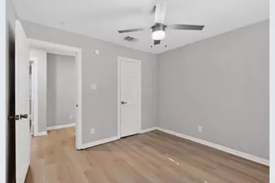 445 Bolero Avenue, Dallas, TX 75217 - Photo 32