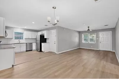 445 Bolero Avenue, Dallas, TX 75217 - Photo 12