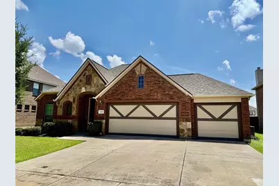 2212 Gregory Creek Drive, Little Elm, TX 75068 - Photo 2