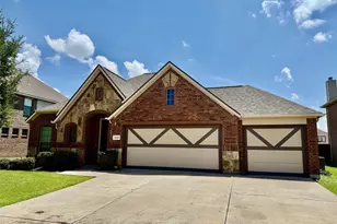 2212 Gregory Creek Dr, Little Elm, TX 75068 - Photo 2