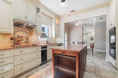 5949 River Bend Drive, Benbrook, TX 76132 - Photo 8