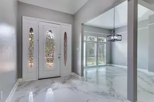 2103 Bay Club Dr, Arlington, TX 76013 - Photo 4